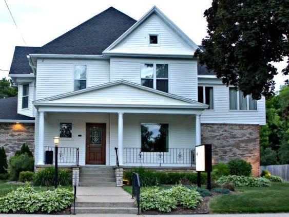 Leikness Funeral Home gallery image 3